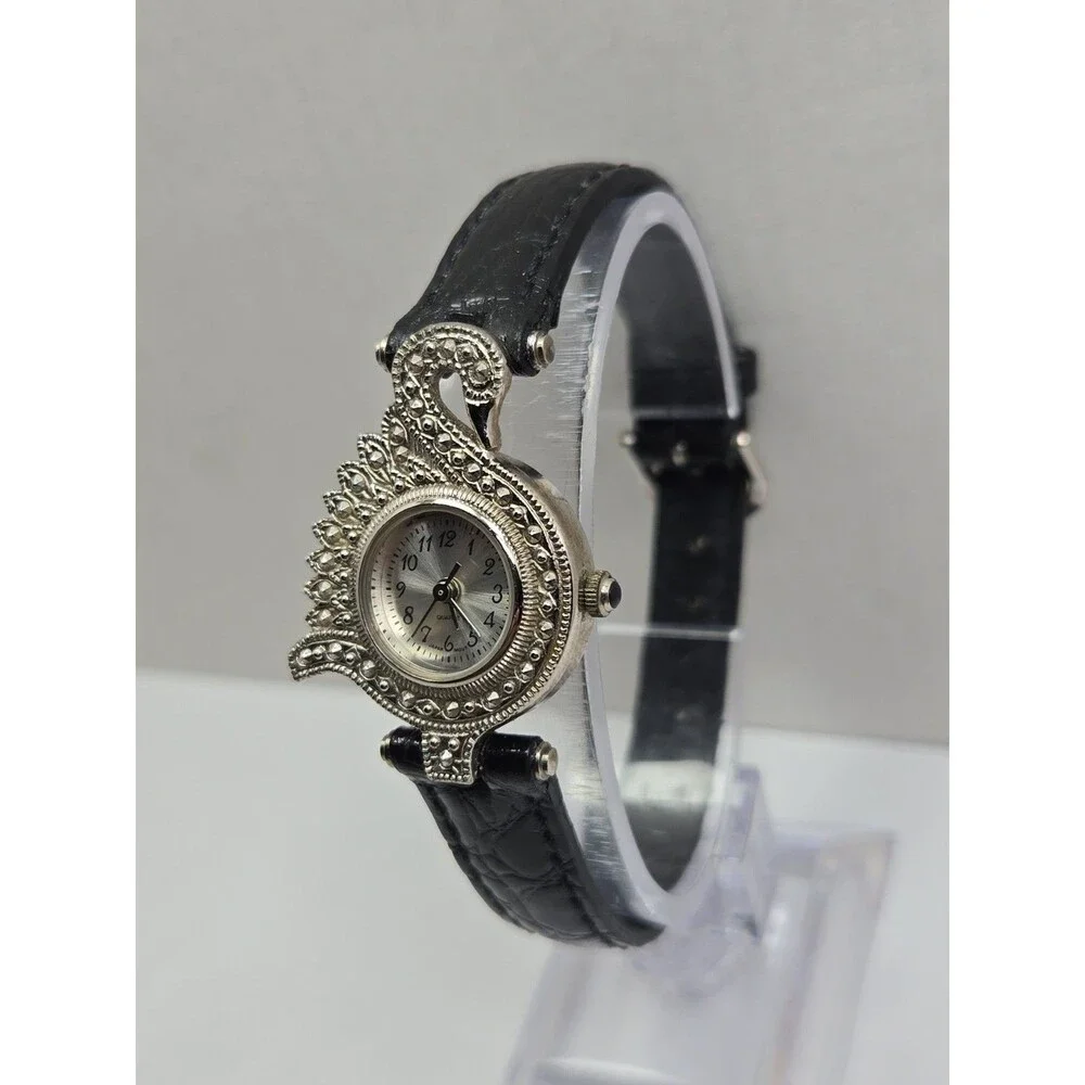 Womens Vintage 1994 Avon Romantic Times Swan Marcasite Quartz Watch New Battery